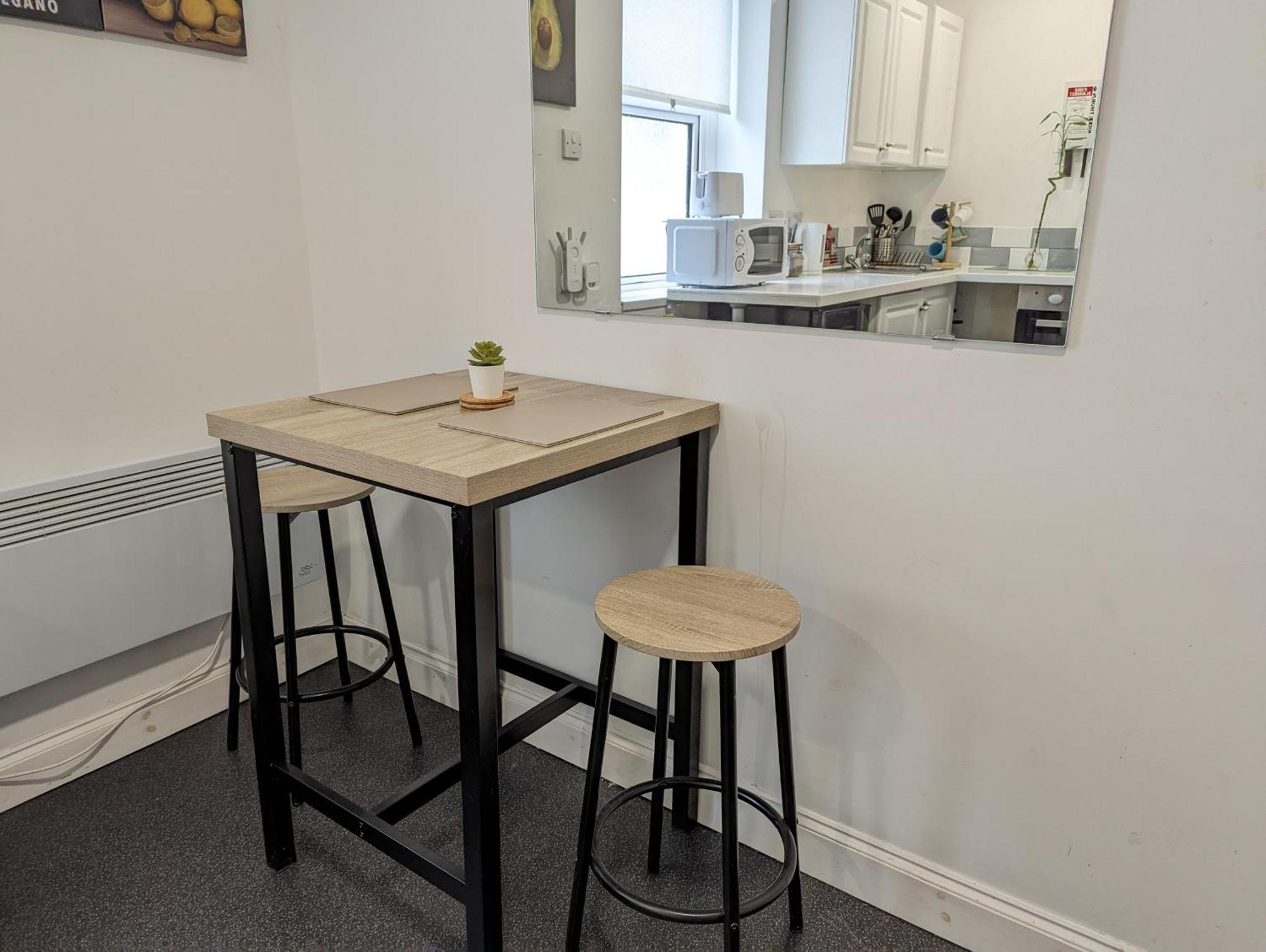 Serene 1 Bedroom Flat In Roath Cardiff Luaran gambar