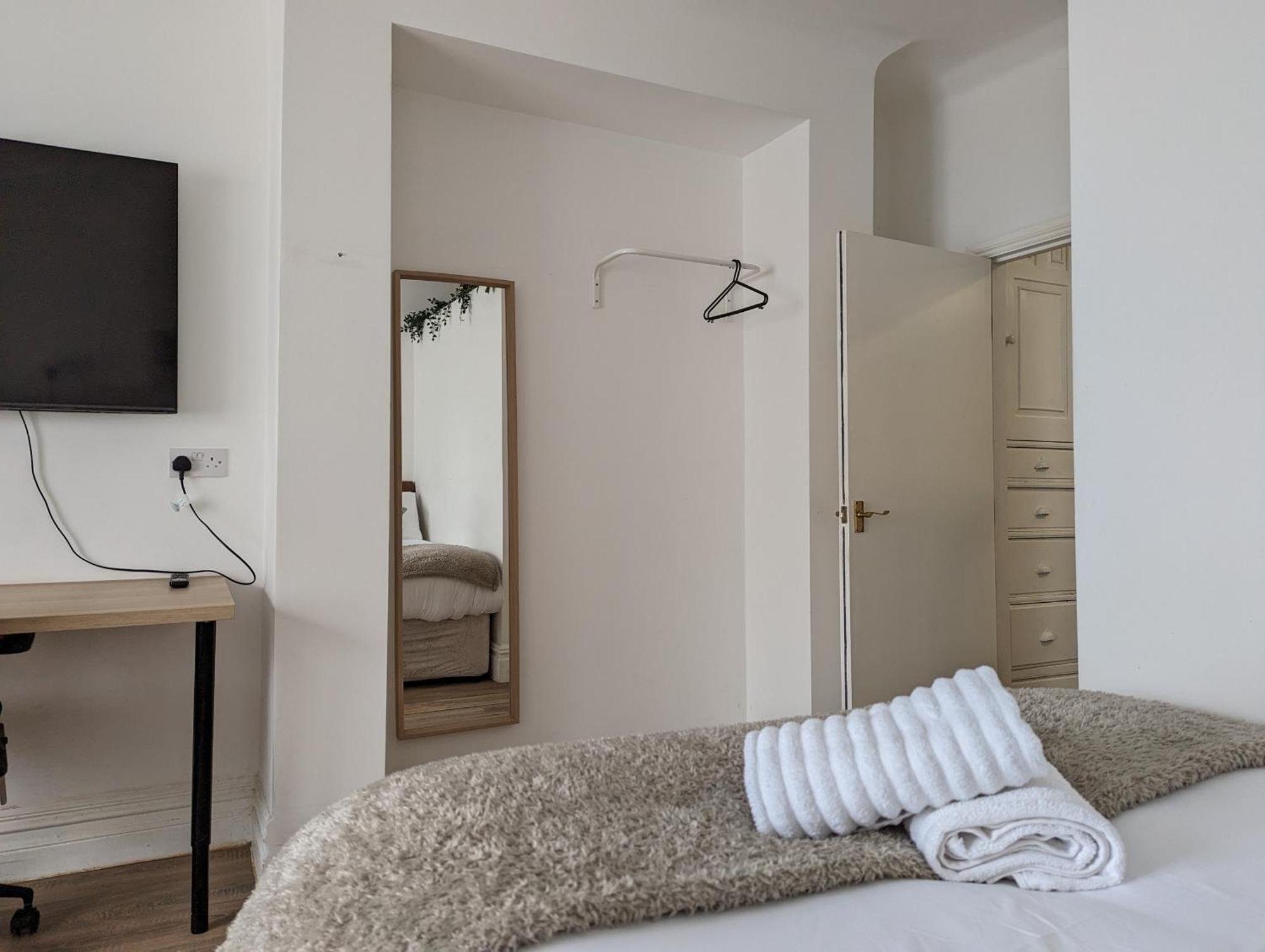 Serene 1 Bedroom Flat In Roath Cardiff Luaran gambar
