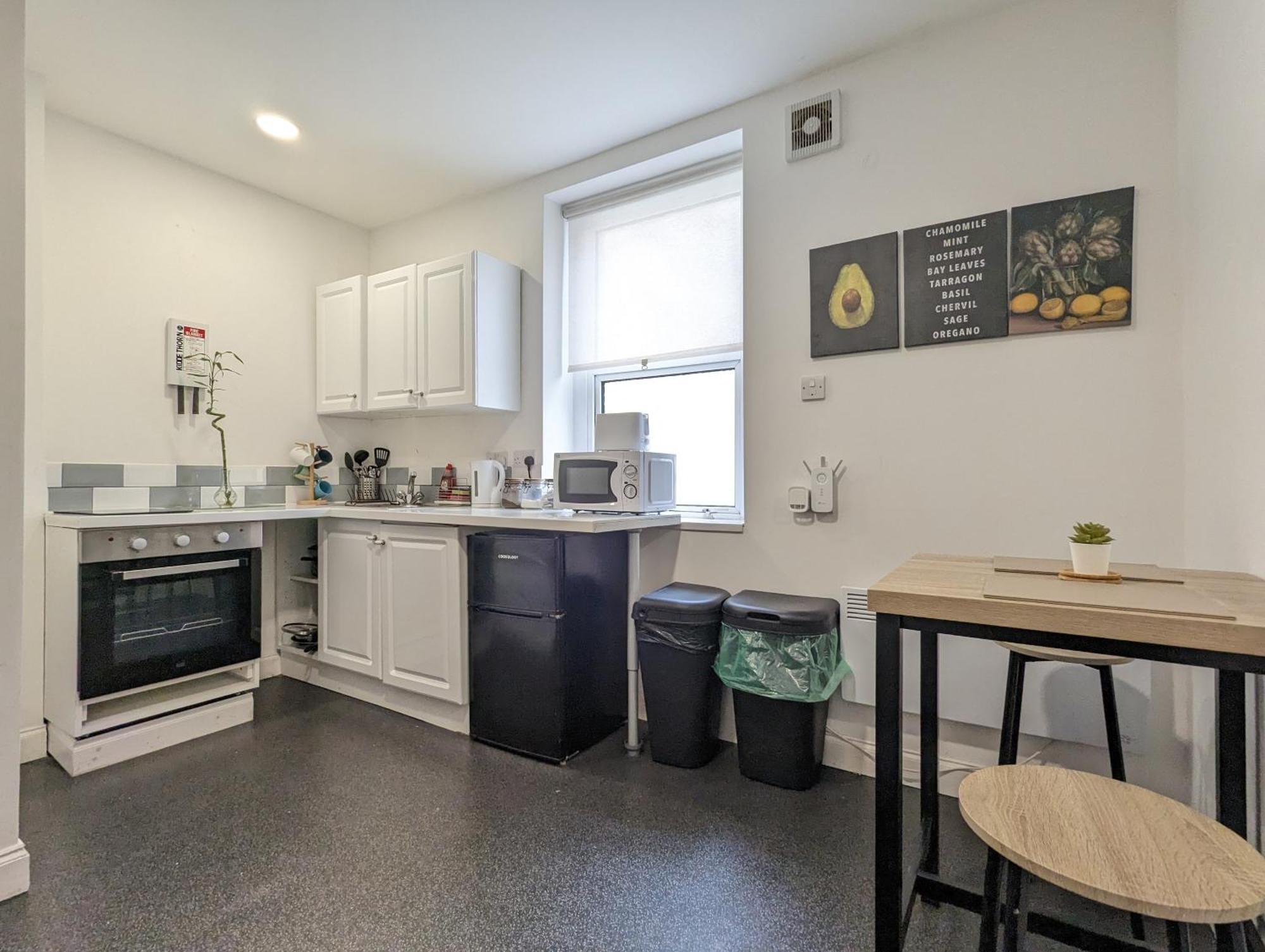 Serene 1 Bedroom Flat In Roath Cardiff Luaran gambar
