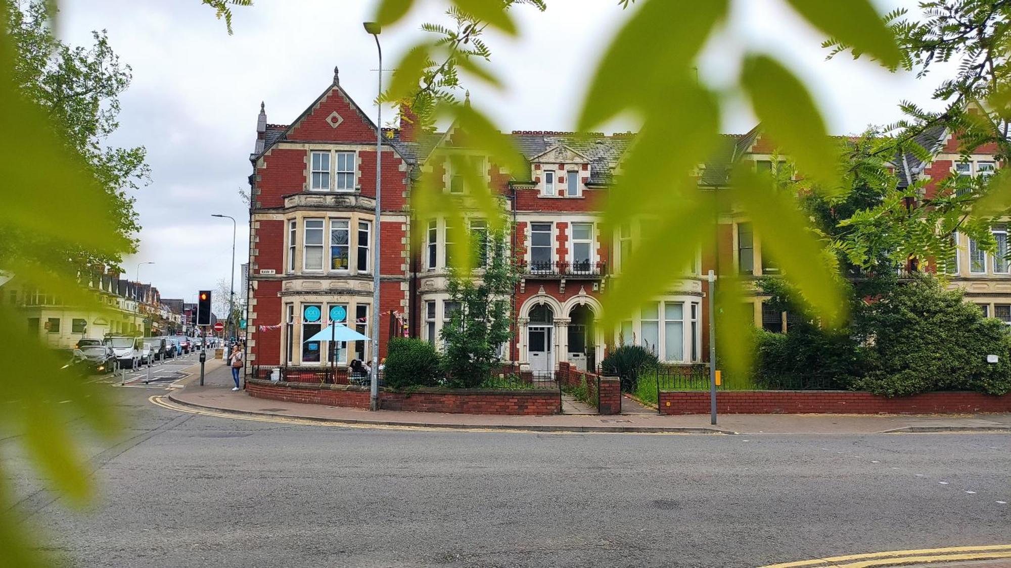 Serene 1 Bedroom Flat In Roath Cardiff Luaran gambar